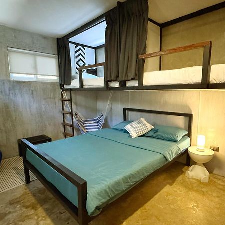 Beach People Hostel Bantayan Island Ocoy Exterior photo